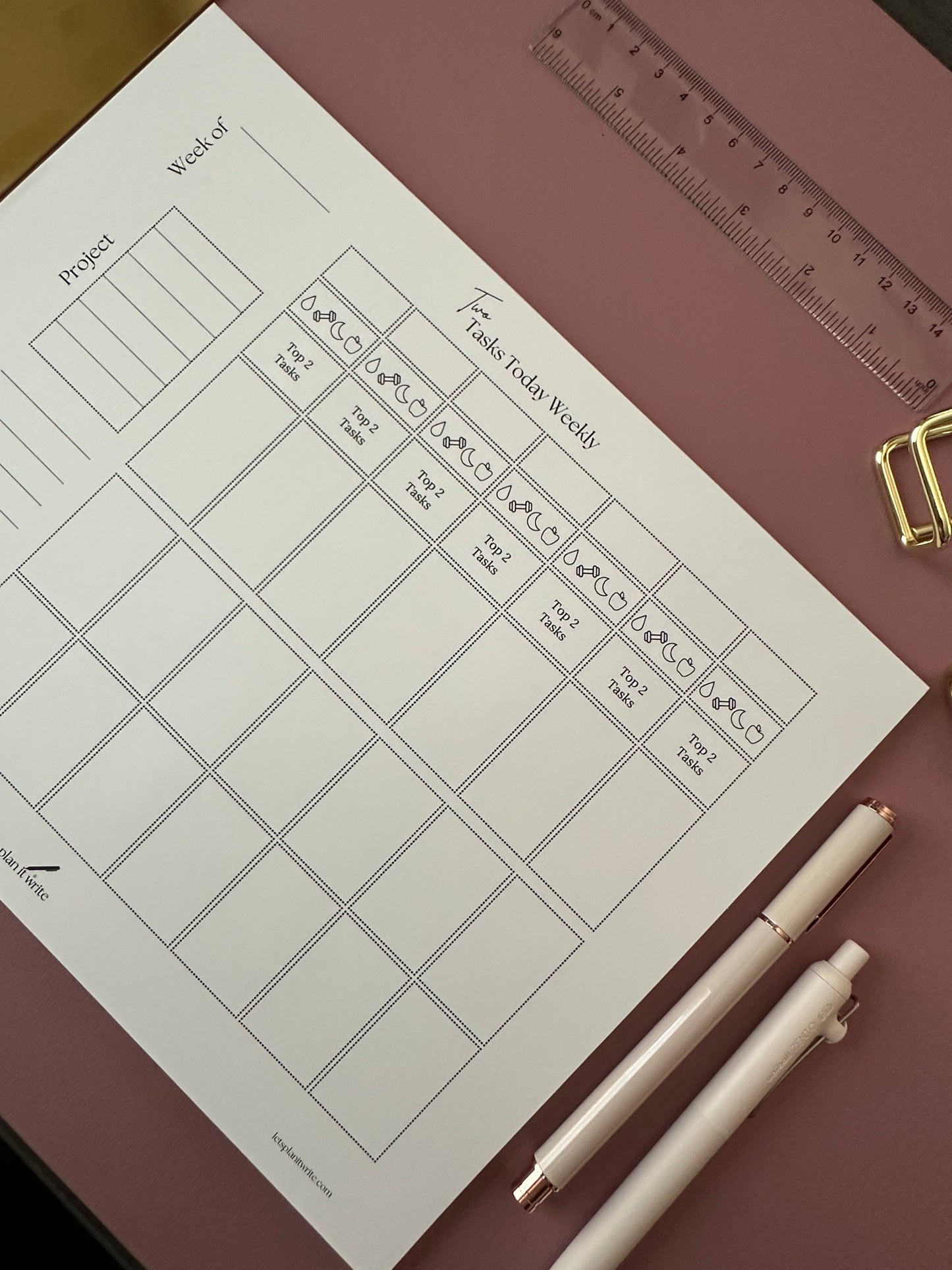 Two Tasks Today Undated Weekly Deskpad 8.5 x 11